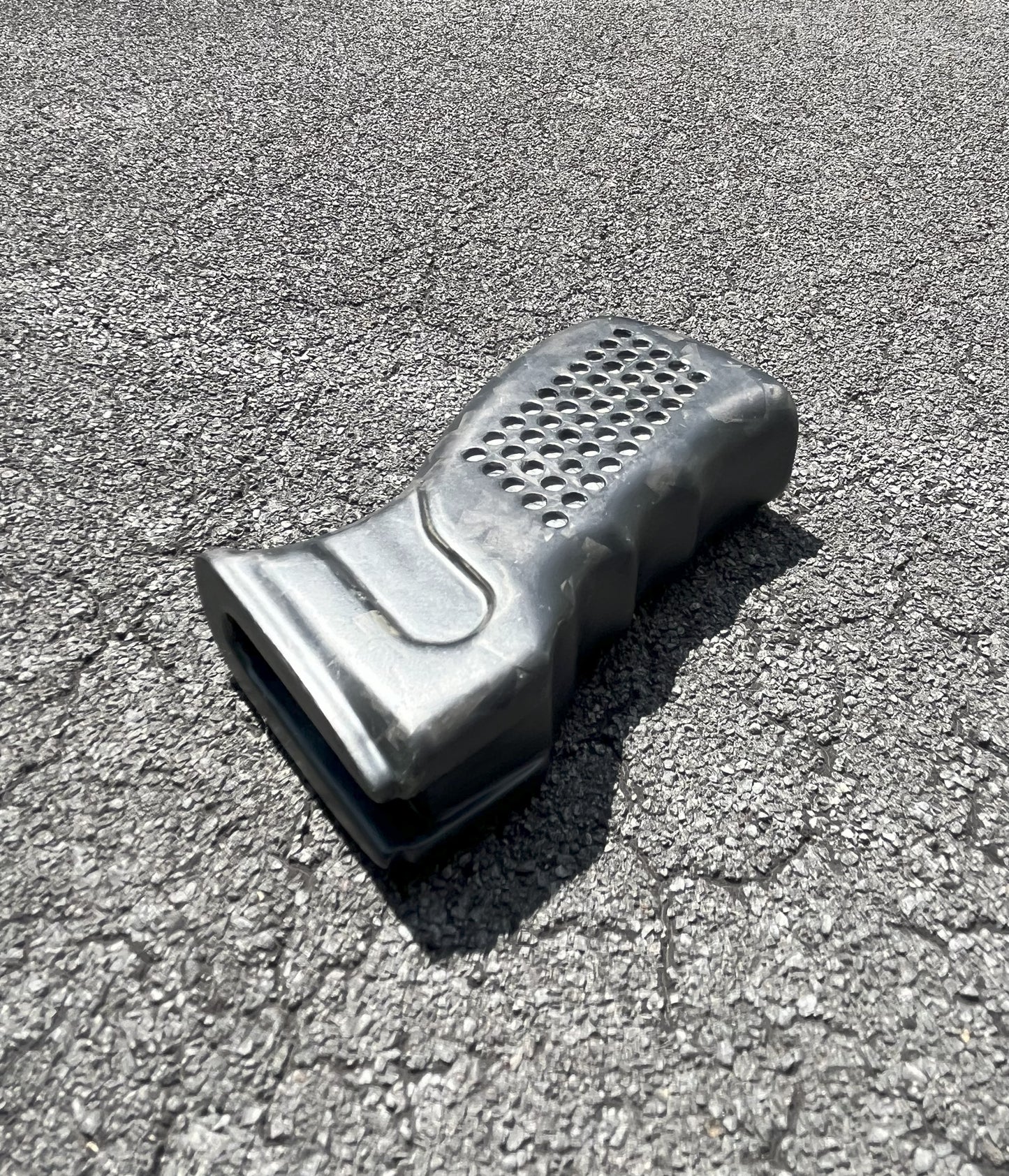 Forged Carbon Type 81 Zenitco Grip